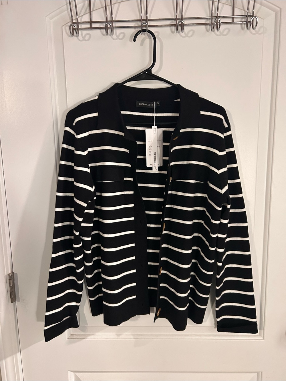 Merokeety Black & White Striped Cardigan